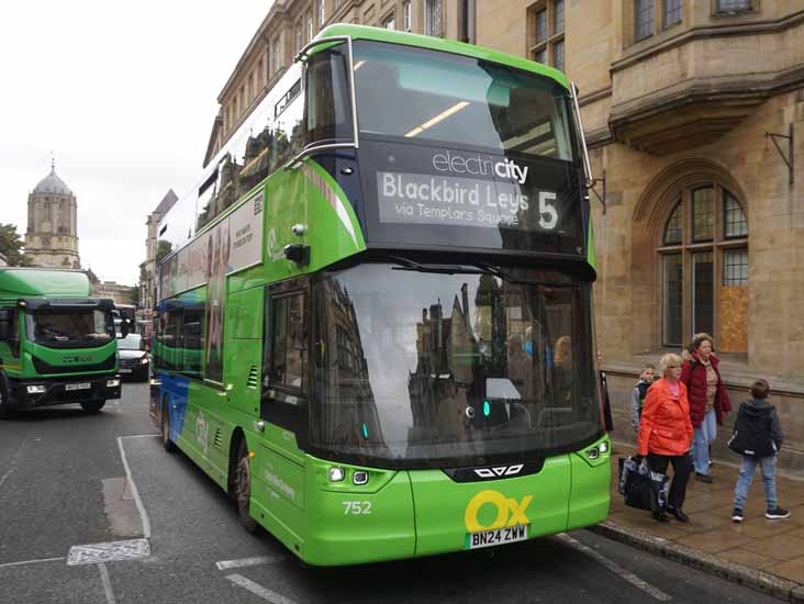 Oxford Wright Streetdeck Electroliner 752